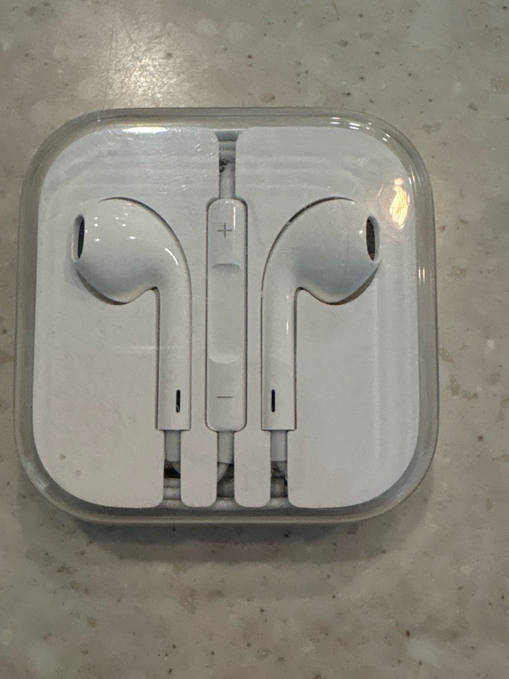 Apple White EarPods with Lightning Connector
